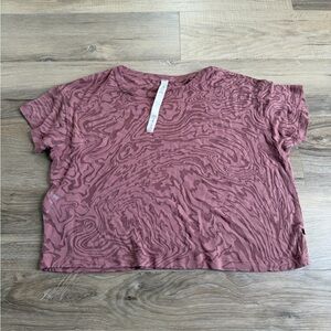 lululemon athletica Mauve Swirl Crop Tee